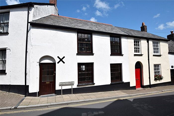 2 Bedroom Terraced House To Rent In Castle Street, Great Torrington, Devon, EX38