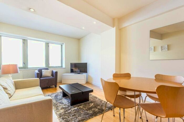 1 Bedroom Flat To Rent In Mortimer Street, London, W1T
