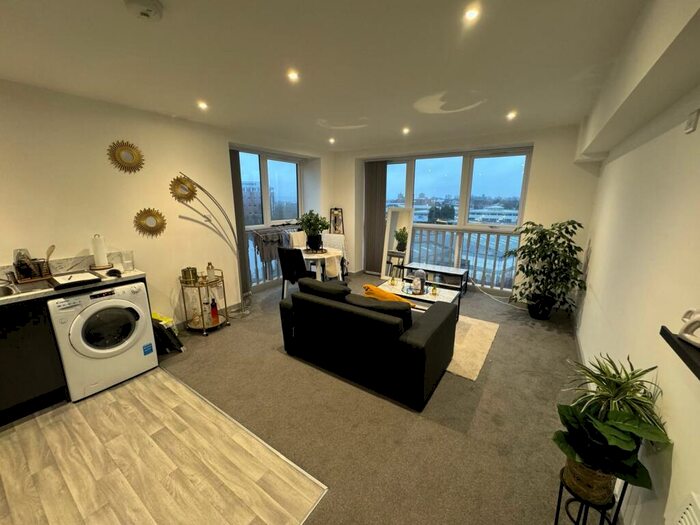 1 Bedroom Apartment To Rent In Oak Court, Brierley Hill, DY5