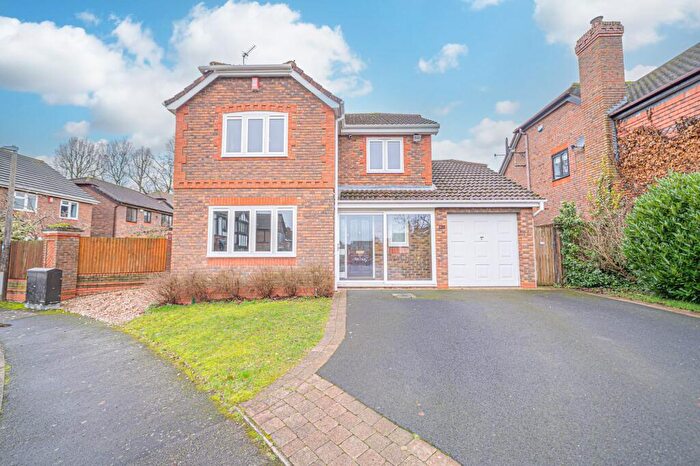 4 Bedroom Detached House For Sale In Barton Drive, Knowle, B93