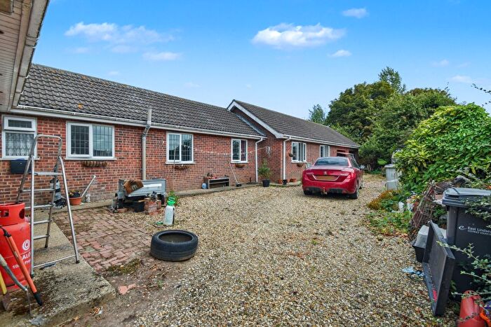 4 Bedroom Bungalow For Sale In Spilsby Road, Wainfleet, PE24