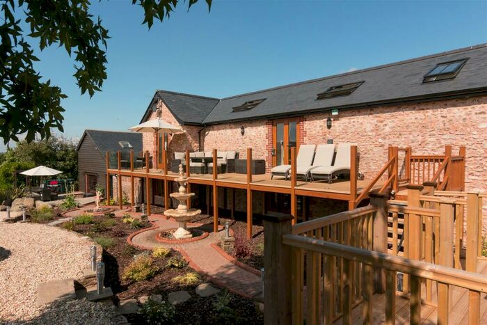 5 Bedroom Barn Conversion To Rent In Nr Culmstock, EX15