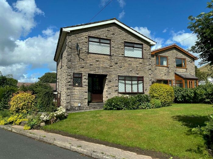 4 Bedroom Detached House For Sale In Harvelin Park, Todmorden, Lancashire, OL14