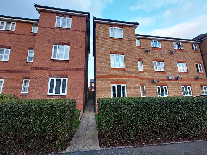 2 Bedroom Flat To Rent In Southmead Way, Walsall, WS2