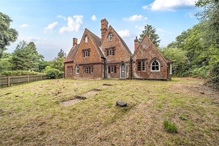 6 Bedroom Detached House For Sale In Wisley, Surrey, GU23