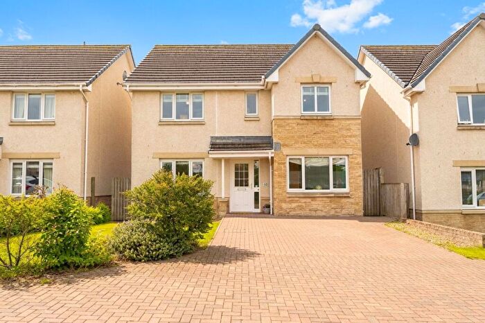 4 Bedroom Detached House For Sale In Langton Grove, East Calder, EH53