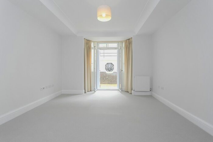 1 Bedroom Flat To Rent In Sloane Street, London, SW1X