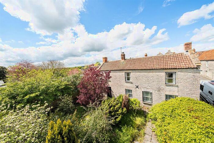 3 Bedroom Detached House For Sale In Kirkham Street, Somerton, TA11