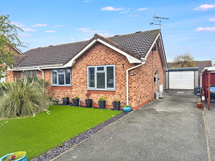 2 Bedroom Detached Bungalow For Sale In Lon Glanfor, Belgrano, Conwy, LL22