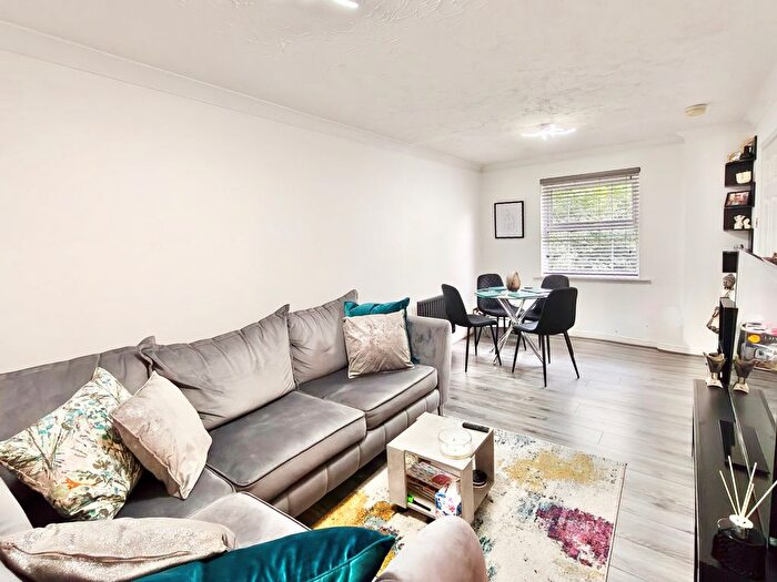 2 Bedroom Flat To Rent In Sycamore Close, Birmingham, B24