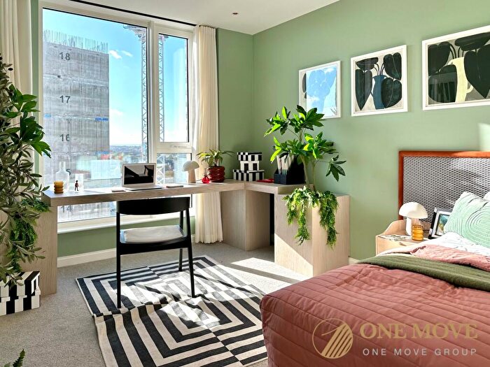 3 Bedroom Flat For Sale In Kennington Lane, London, SE11