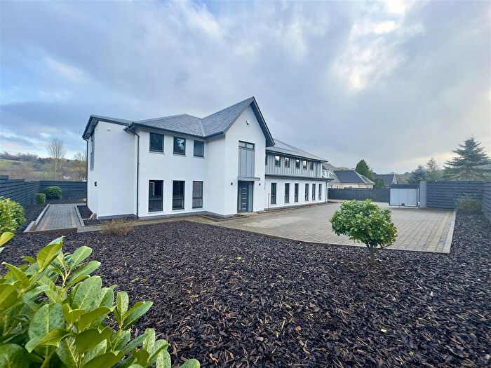 5 Bedroom Detached House For Sale In Lanark Road, Larkhall, ML9