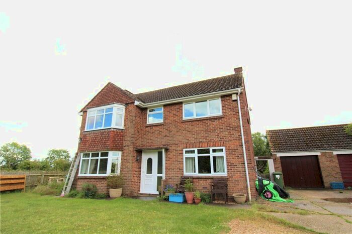 4 Bedroom Property To Rent In New Leys, Buckingham Road, Bletchley, MK3