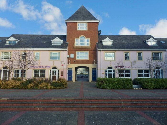 1 Bedroom Apartment To Rent In Lakeside, Aylesbury, Buckinghamshire, HP19