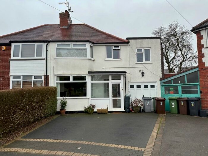 4 Bedroom Semi-Detached House To Rent In Stanton Grove, Shirley, Solihull, B90
