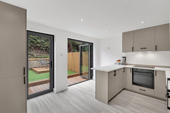 3 Bedroom Semi-Detached House For Sale In Clement Mews, Rotherham, S61