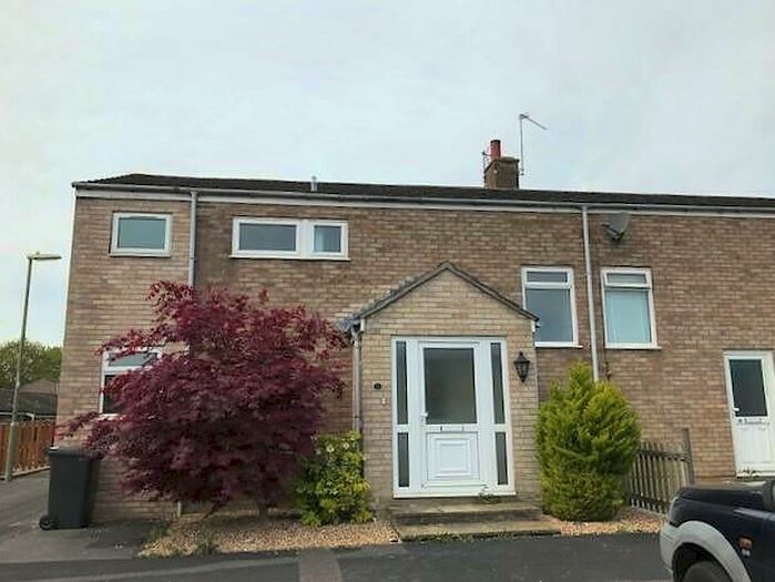 3 Bedroom House To Rent In Winklebury, Basingstoke, RG23