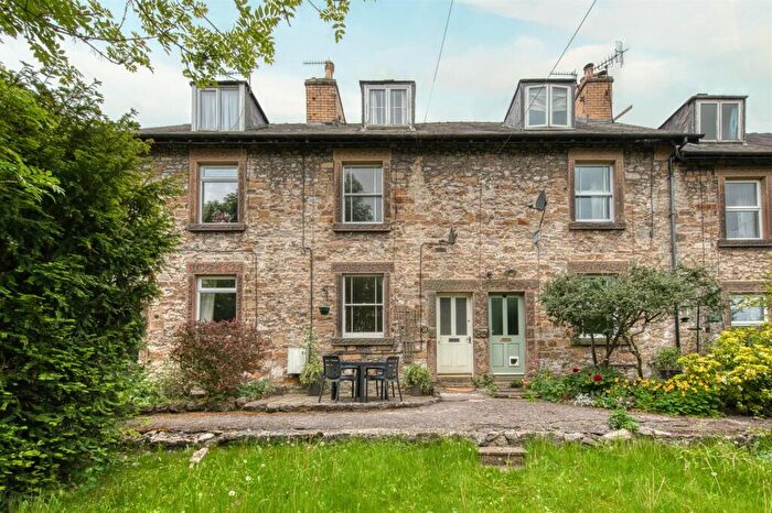 2 Bedroom Terraced House For Sale In Catcliffe Cottages, Bakewell, DE45