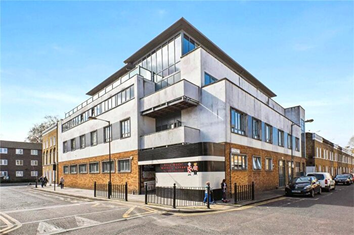 2 Bedroom Apartment To Rent In Louisa Street, London, E1