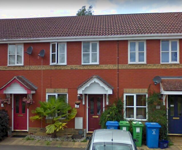 2 Bedroom Terraced House To Rent In Eldergrove, Farnborough, GU14