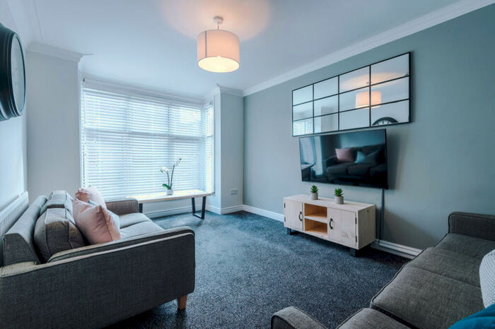 6 Bedroom Property To Rent In Richmond Mount, Leeds, LS6