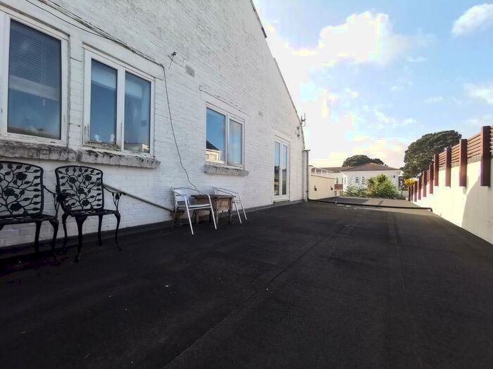 3 Bedroom Apartment To Rent In Panorama Road, Poole, BH13