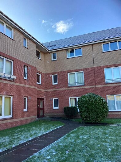 2 Bedroom Flat To Rent In Quarryknowe Street, Glasgow, G31