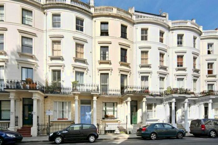 2 Bedroom Flat To Rent In Princes Square, London, W2