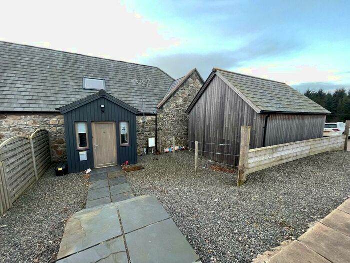 1 Bedroom Semi-Detached House To Rent In Bogriffie Steading, Aberdeen, AB21