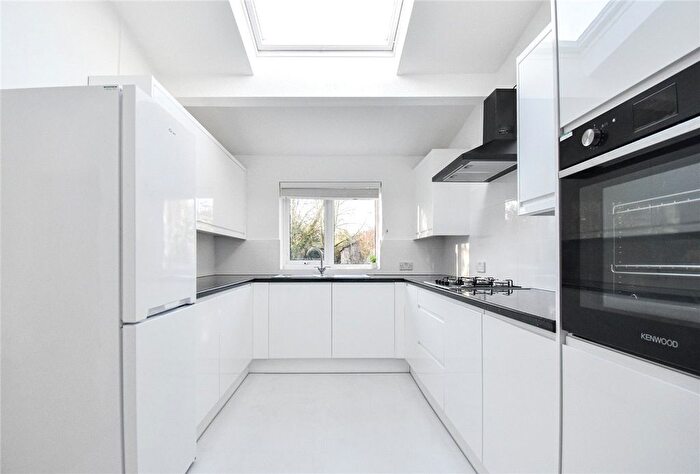 4 Bedroom Semi-Detached House To Rent In Perne Road, Cambridge, CB1