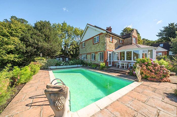4 Bedroom Detached House For Sale In Ewell Lane, West Farleigh, ME15