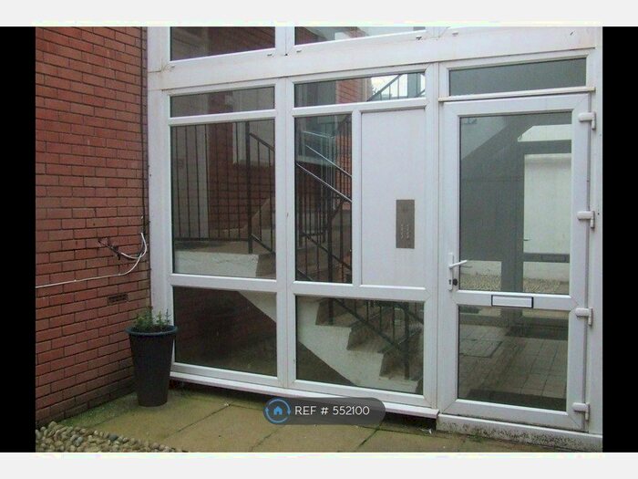 2 Bedroom Flat To Rent In High Street, Budleigh Salterton, EX9