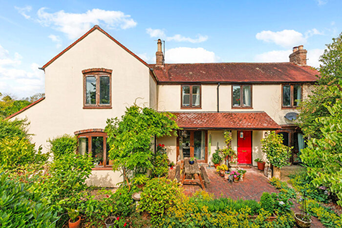 4 Bedroom End Of Terrace House For Sale In Overton Lane, Priding, GL2