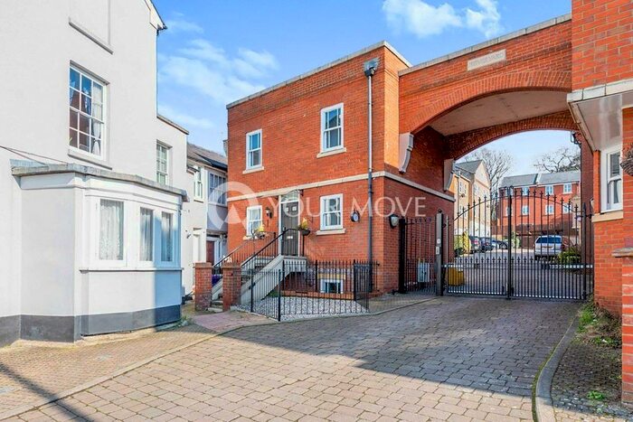 3 Bedroom Detached House To Rent In Jeeves Yard, Queen Street, Hitchin, Hertfordshire, SG4