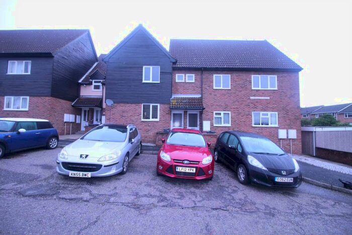 2 Bedroom Maisonette To Rent In Kenworthy Road, Braintree, CM7