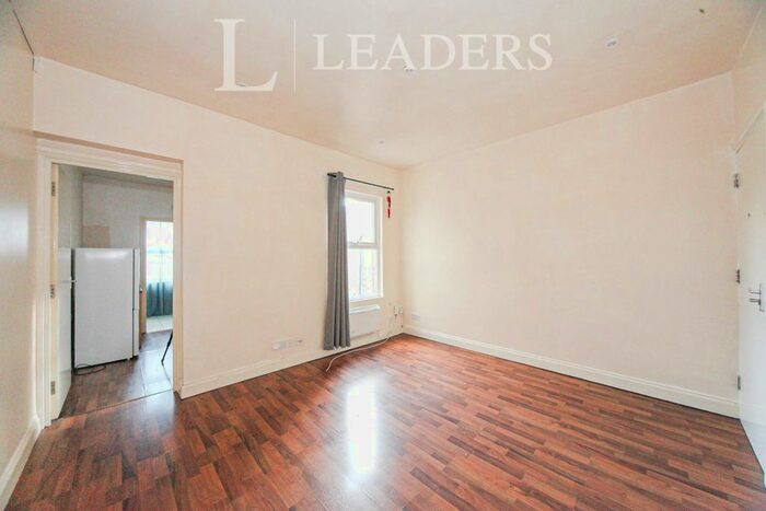 1 Bedroom Studio To Rent In Granville Road, Luton, LU1