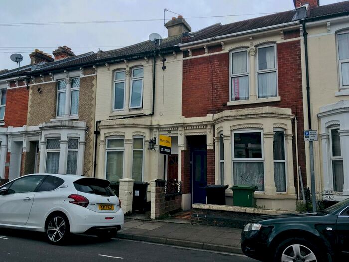 5 Bedroom House To Rent In Manners Road, Southsea, PO4
