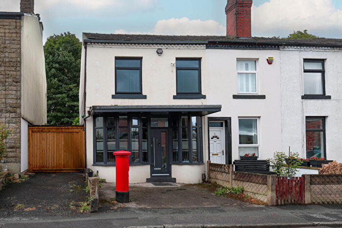 3 Bedroom End Of Terrace House For Sale In Ramsden Road, Rochdale, OL12