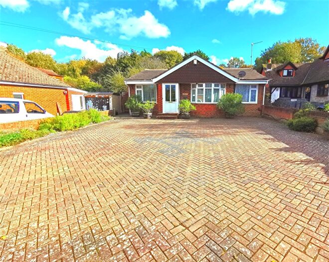 4 Bedroom Detached Bungalow For Sale In Stakes Hill Road, Waterlooville, Hampshire, PO7