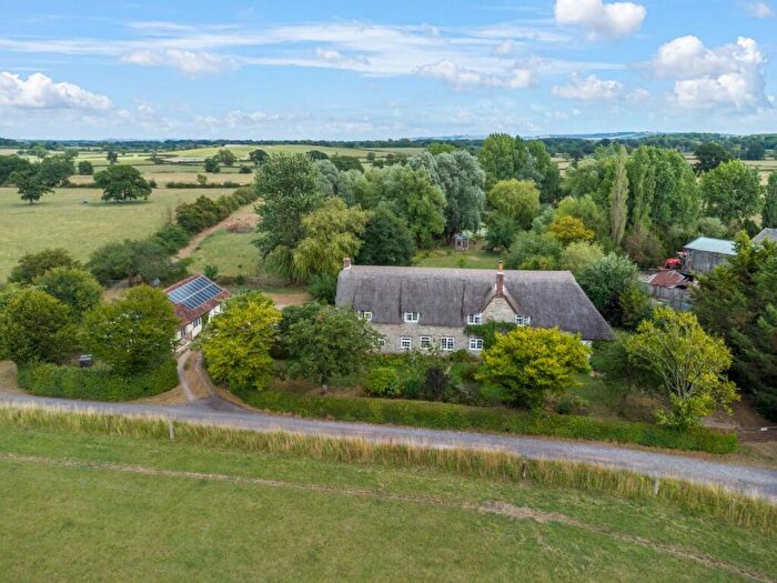 4 Bedroom Detached House For Sale In Boys Hill, Sherborne, DT9