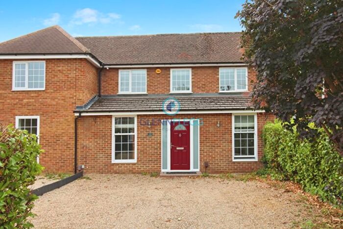 3 Bedroom Property To Rent In Bingham Road, Burnham, SL1
