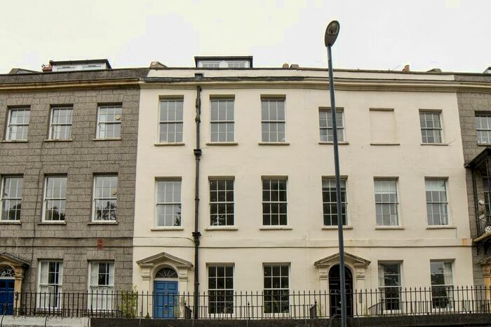 2 Bedroom Flat To Rent In Richmond Terrace, Clifton, Bristol, BS8