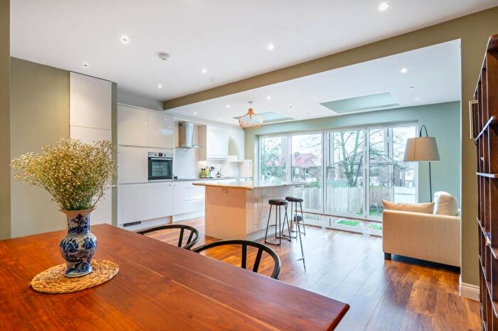 3 Bedroom Terraced House To Rent In Dollis Hill Lane, Dollis Hill, London, NW2