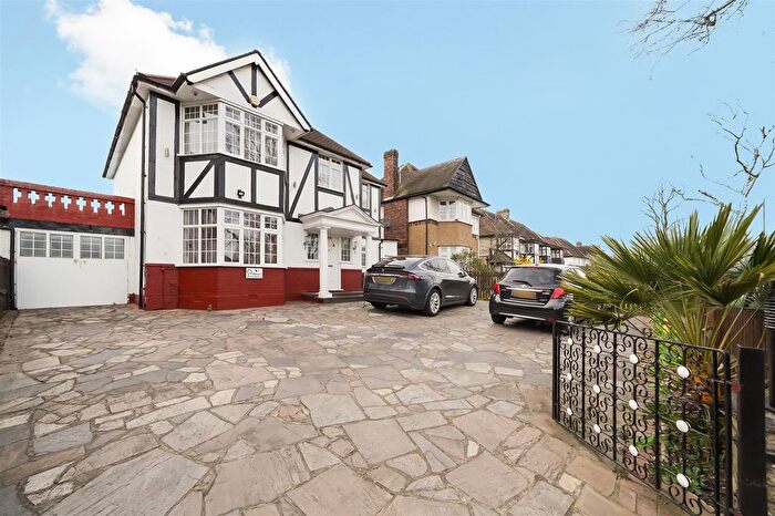 6 Bedroom Detached House To Rent In Old Church Lane, London, NW9
