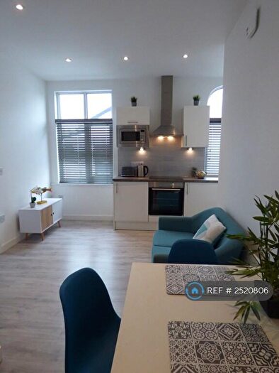 1 Bedroom Flat To Rent In Cavalier House, Stockport, SK2