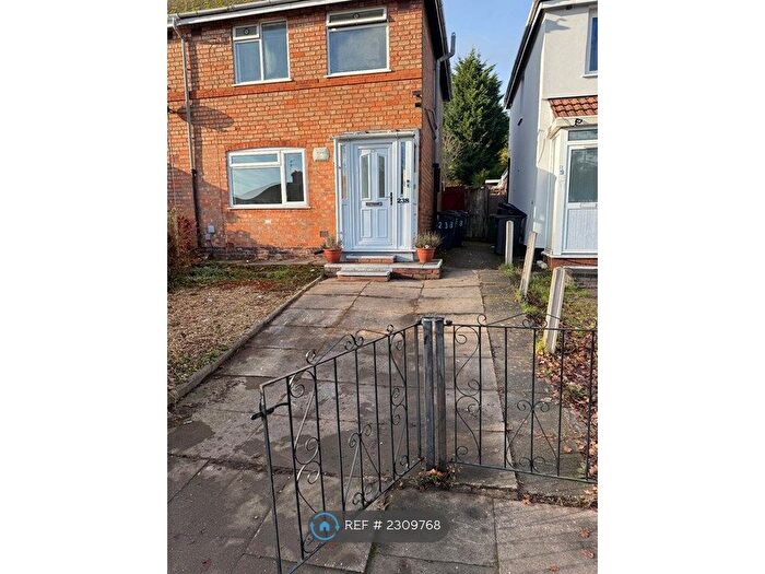2 Bedroom End Of Terrace House To Rent In Pool Farm Road, Birmingham, B27