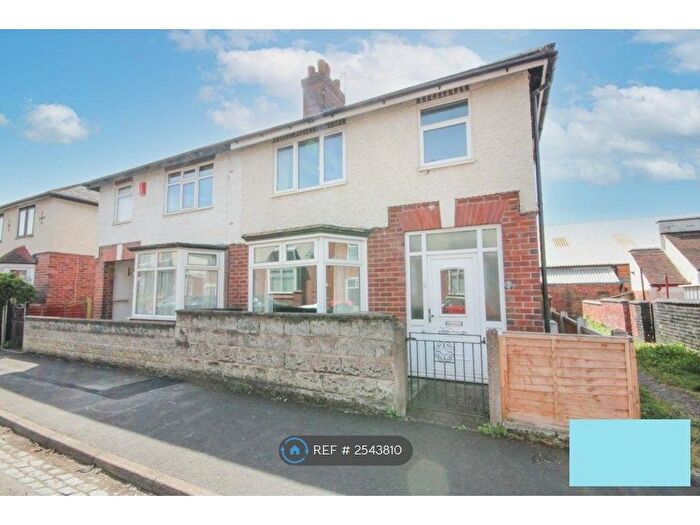 4 Bedroom Semi-Detached House To Rent In Lansdowne Road, Stoke-On-Trent, ST4