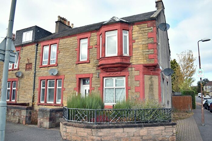 4 Bedroom Flat For Sale In West Main Street, Broxburn, EH52