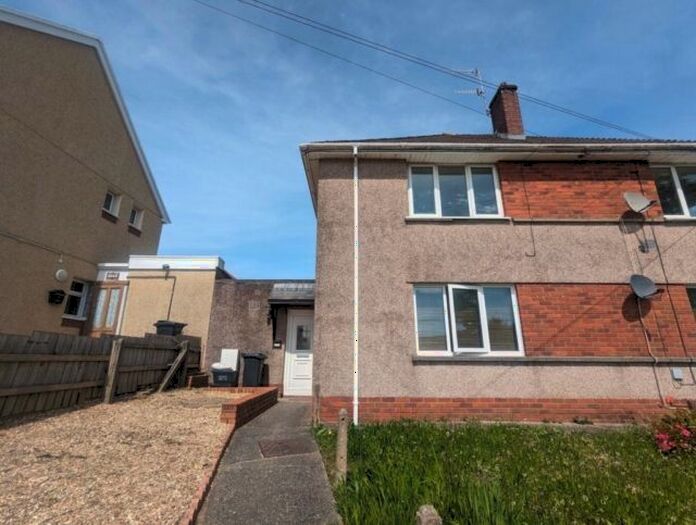2 Bedroom Flat To Rent In Heol Illtyd, Neath, SA10