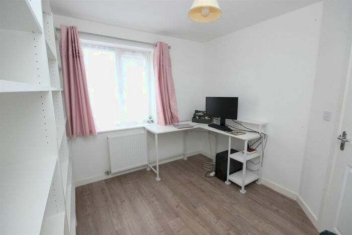 3 Bedroom Semi-Detached House To Rent In Redwood Way, Cranbrook, Exeter, EX5